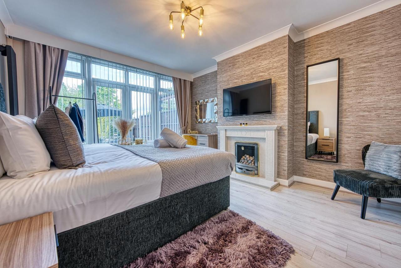 Elegant 5 Bed House - Sleeps 9, Central Solihull, Nec, Jlr, Hs2, Resorts World, Airport Business And Leisure Stays, Buitenkant foto