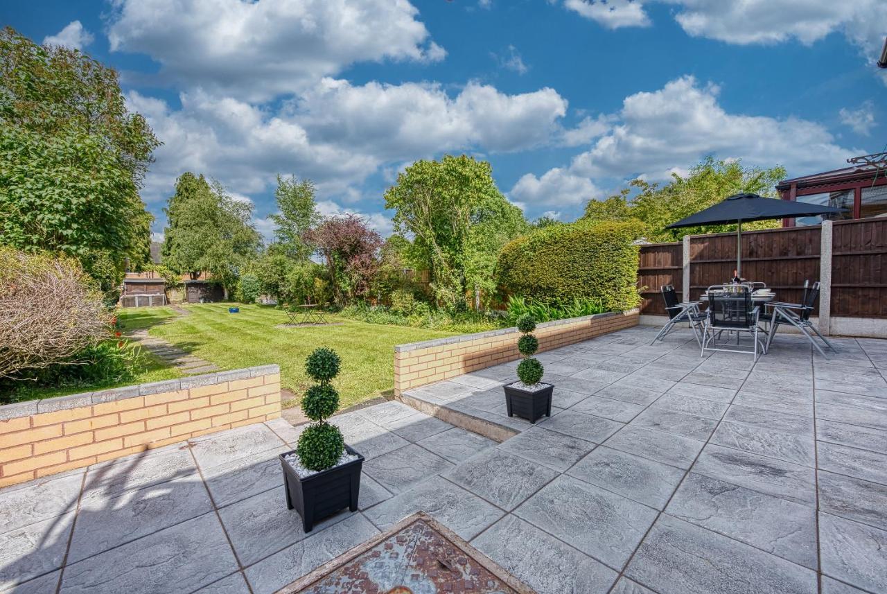 Elegant 5 Bed House - Sleeps 9, Central Solihull, Nec, Jlr, Hs2, Resorts World, Airport Business And Leisure Stays, Buitenkant foto