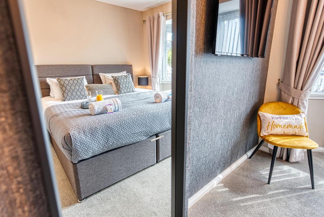 Elegant 5 Bed House - Sleeps 9, Central Solihull, Nec, Jlr, Hs2, Resorts World, Airport Business And Leisure Stays, Buitenkant foto