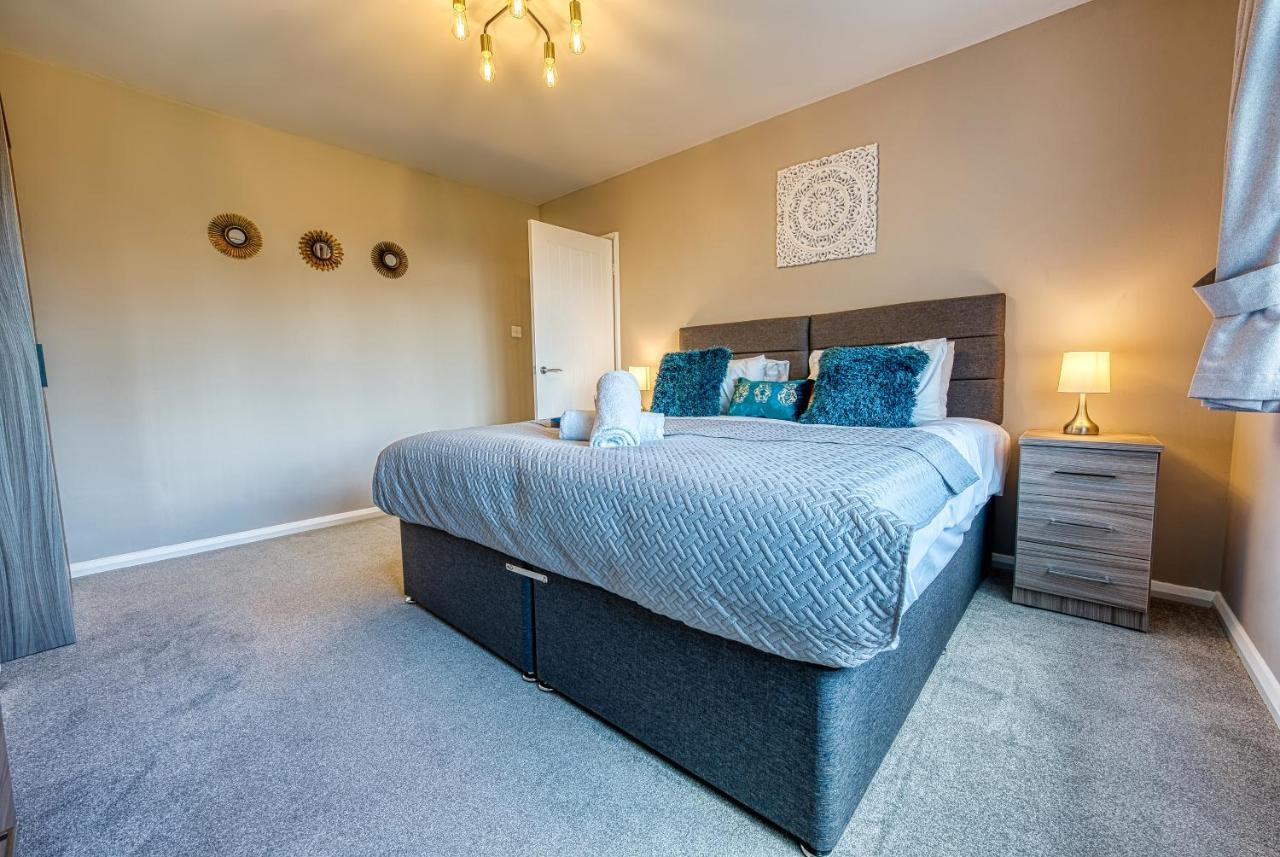 Elegant 5 Bed House - Sleeps 9, Central Solihull, Nec, Jlr, Hs2, Resorts World, Airport Business And Leisure Stays, Buitenkant foto